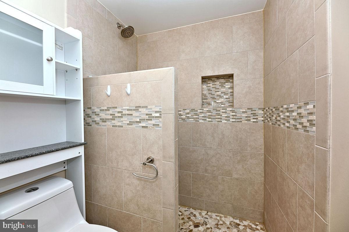 HEATHER GLEN - Residential