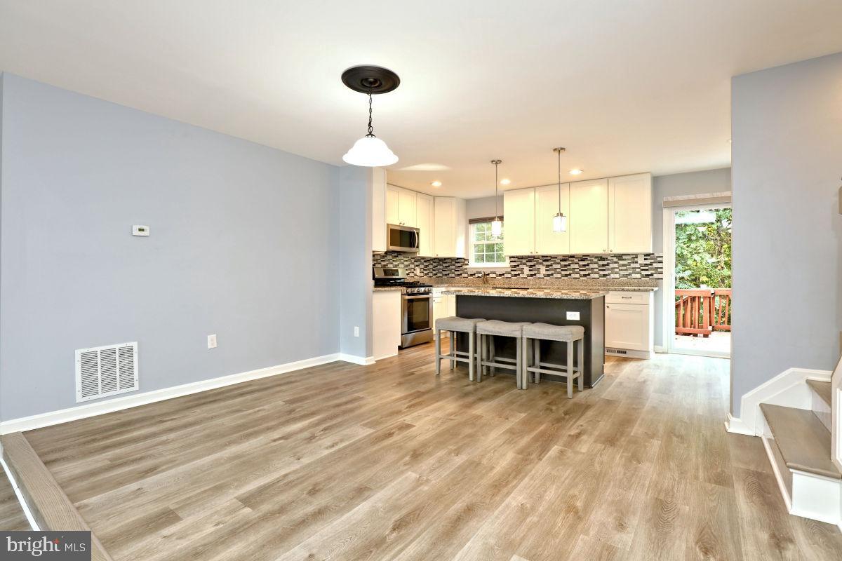 HEATHER GLEN - Residential