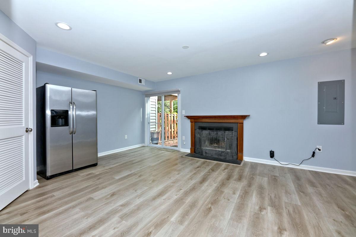 HEATHER GLEN - Residential