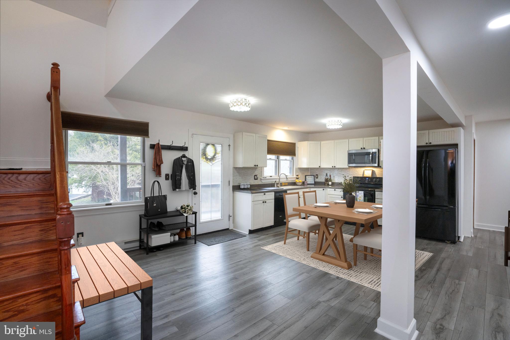 FISHERMANS PARADISE - Residential