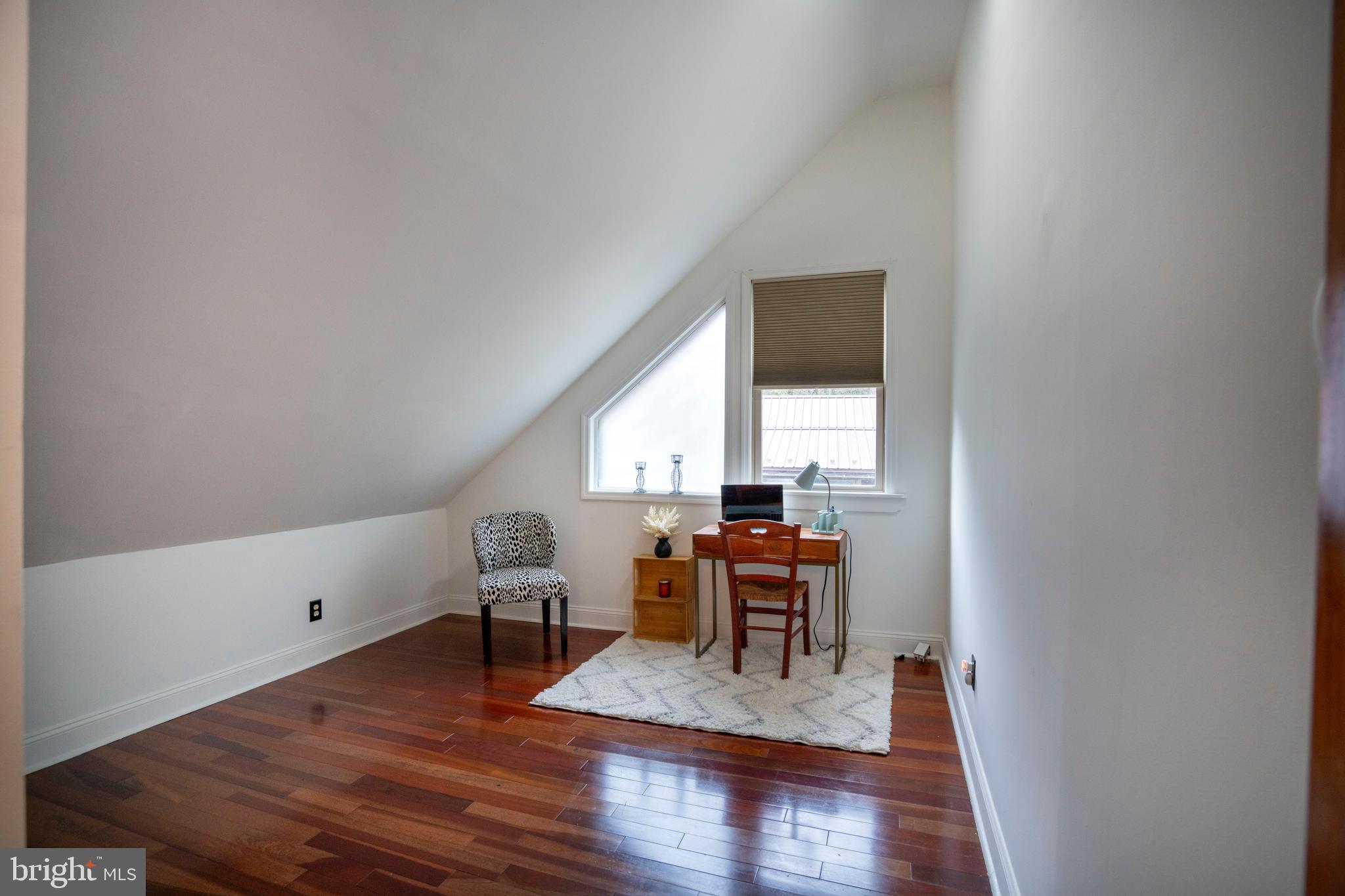 FISHERMANS PARADISE - Residential