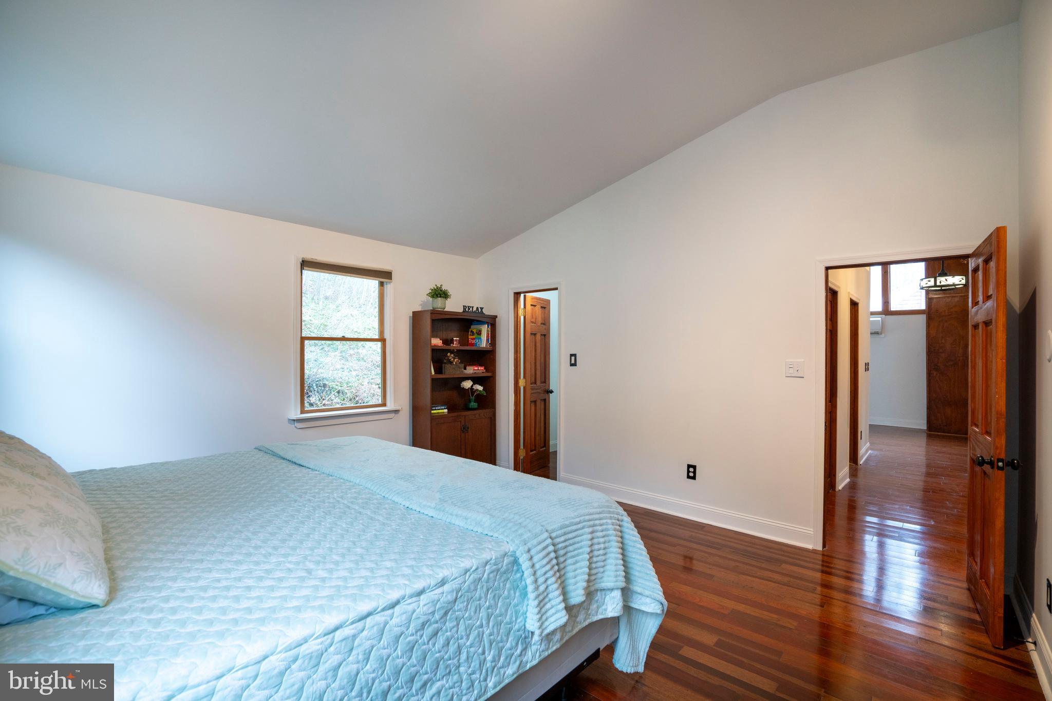 FISHERMANS PARADISE - Residential