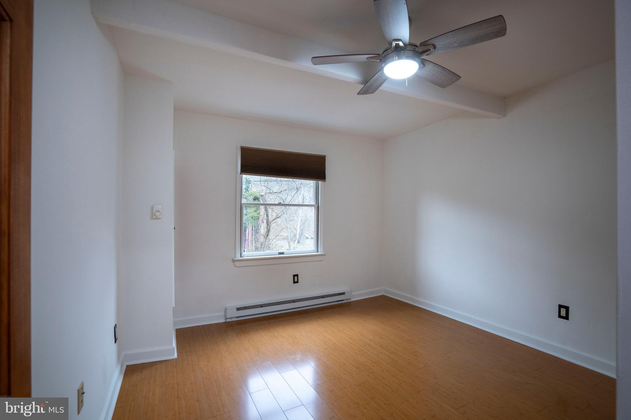 FISHERMANS PARADISE - Residential