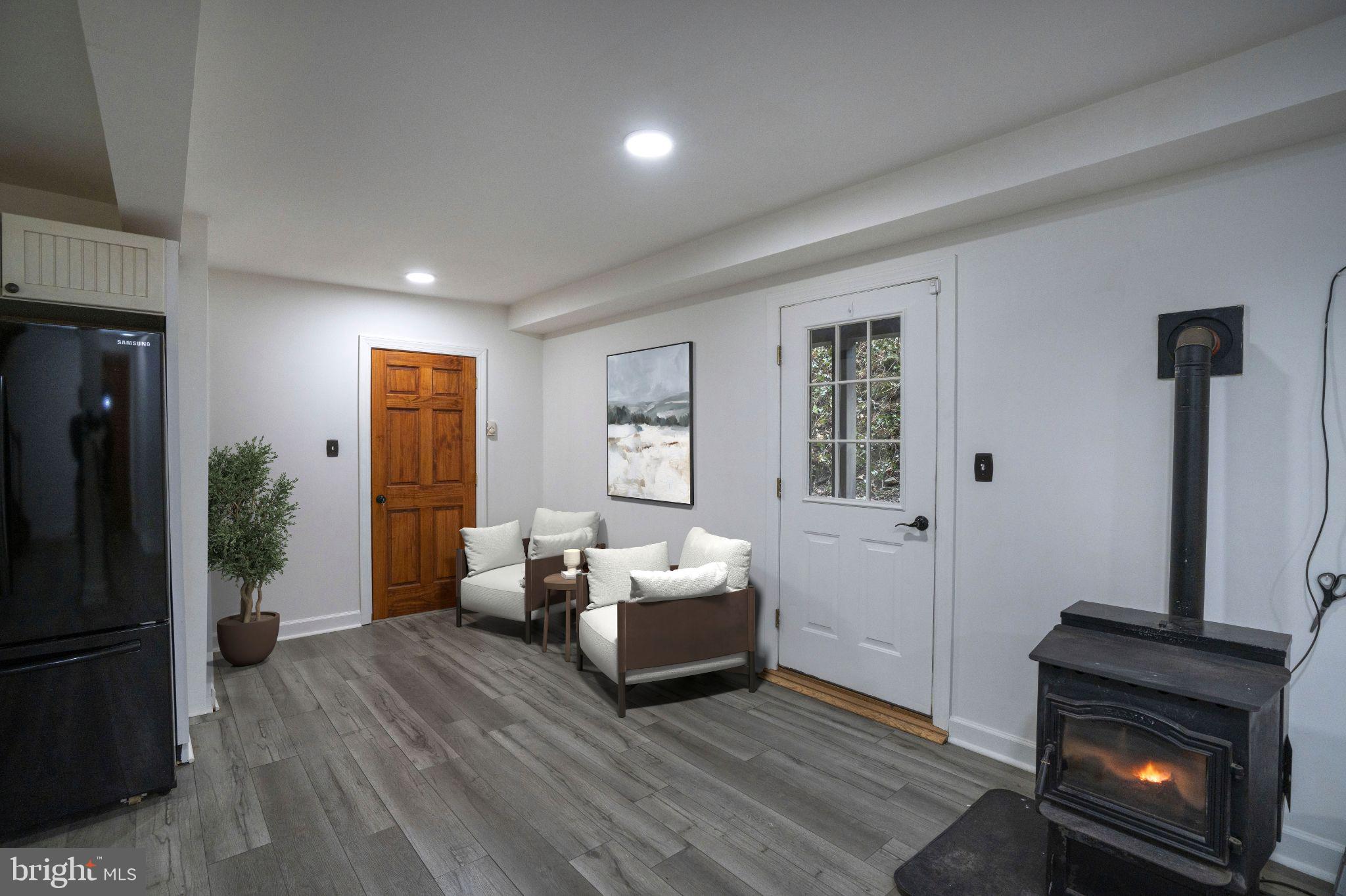 FISHERMANS PARADISE - Residential