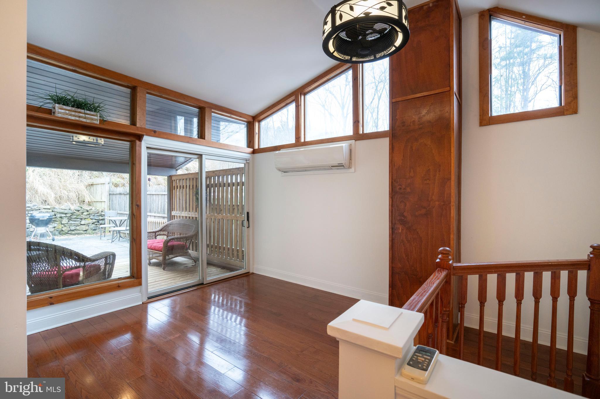 FISHERMANS PARADISE - Residential