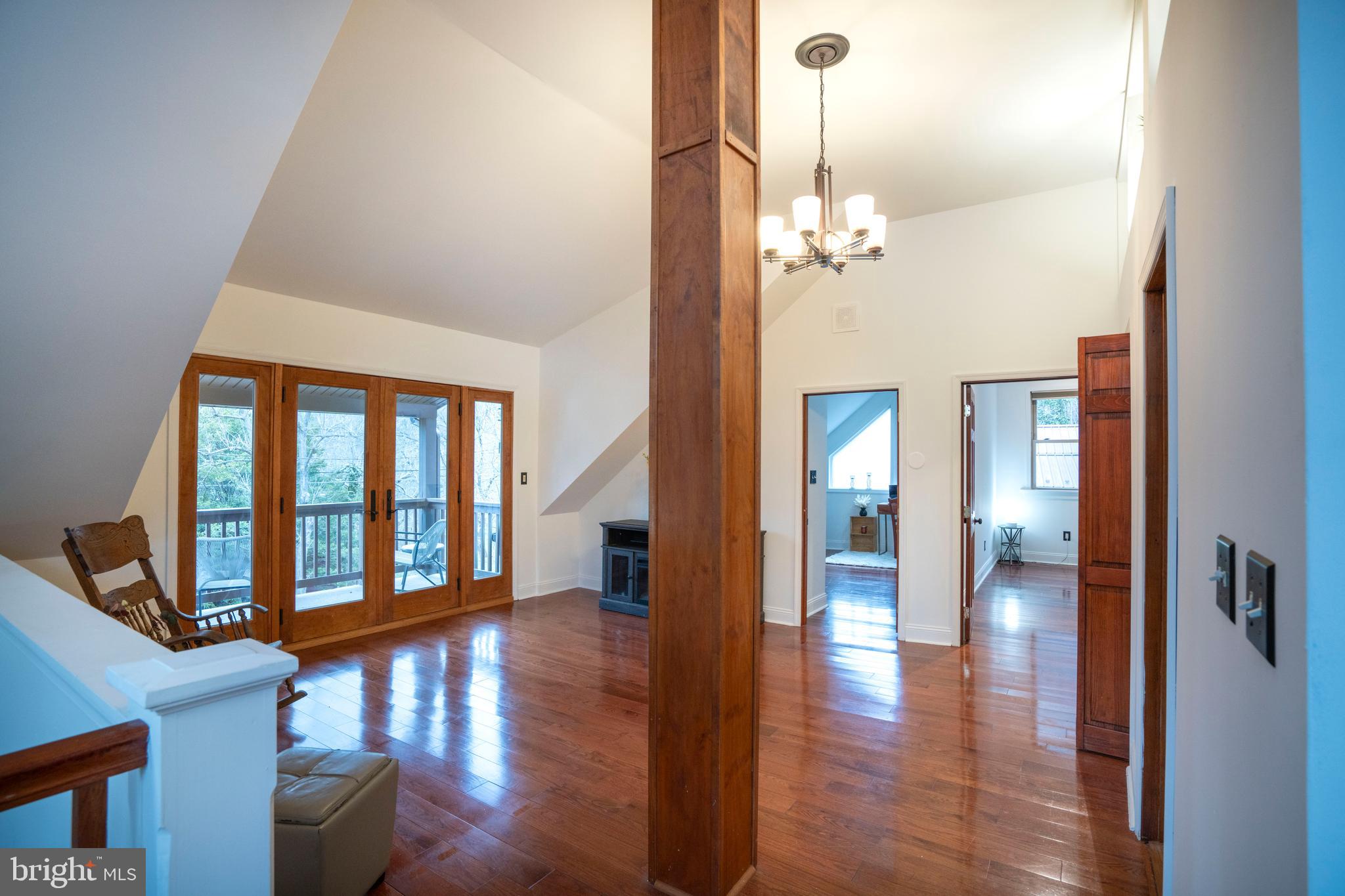 FISHERMANS PARADISE - Residential