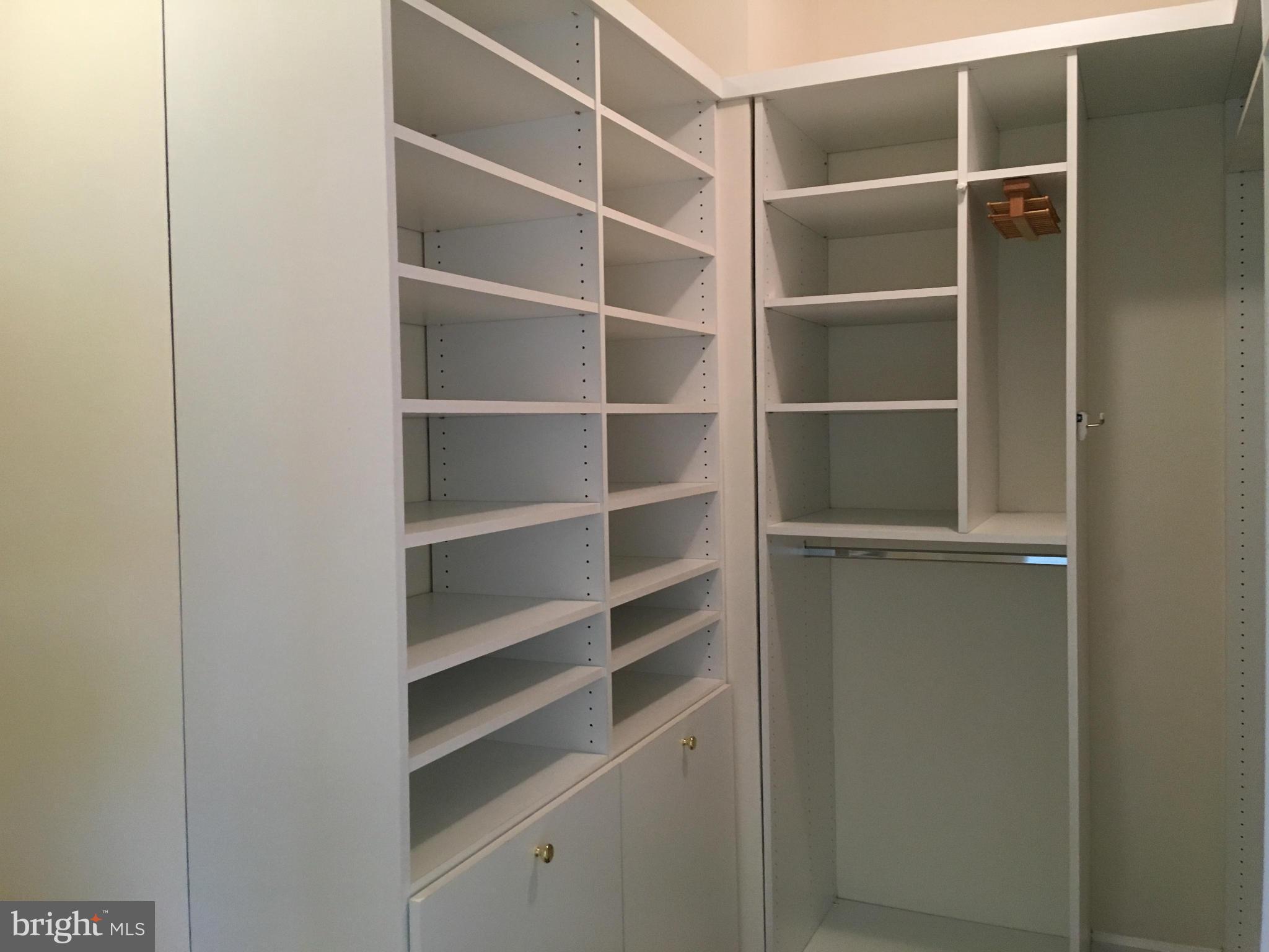 SPRING LAKES - Residential