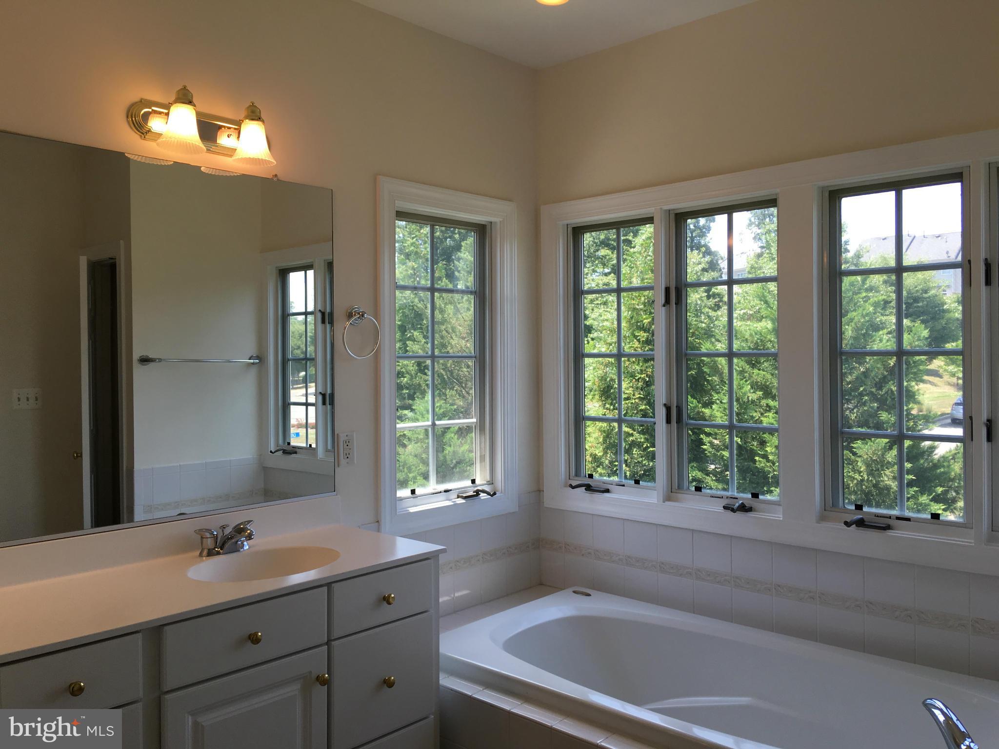 SPRING LAKES - Residential