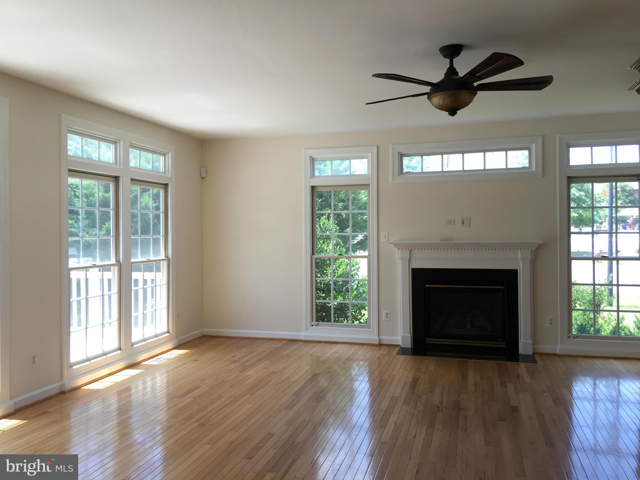 SPRING LAKES - Residential