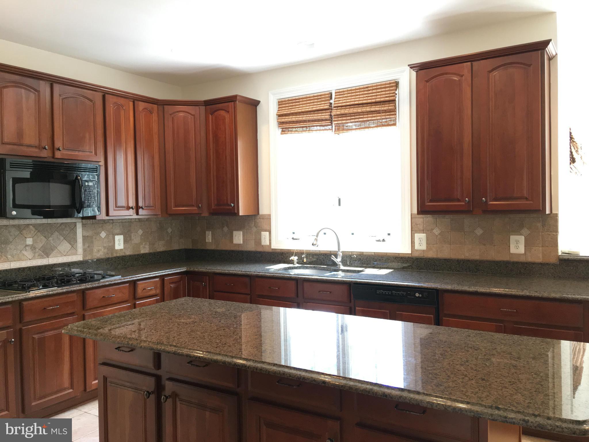 SPRING LAKES - Residential