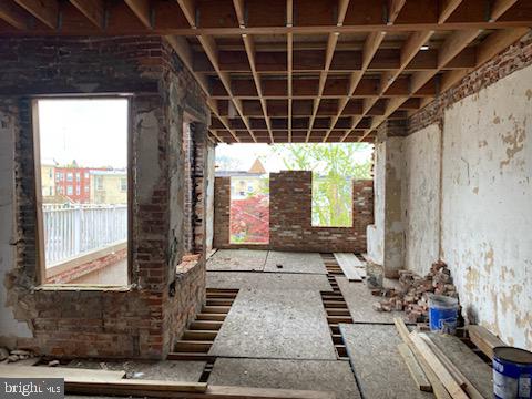 RESERVOIR HILL - Residential