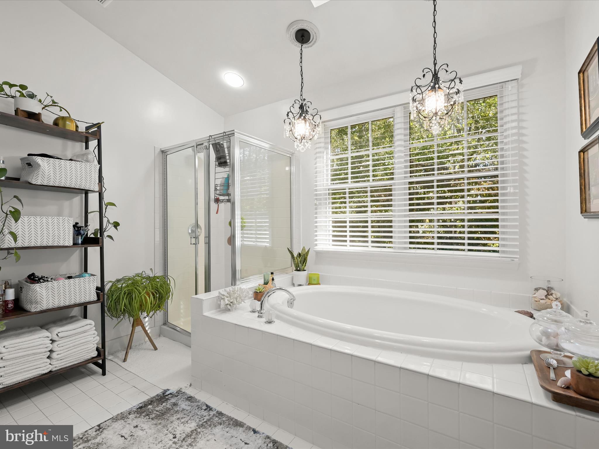 TOWNHOMES OF TIMBERLAND - Residential