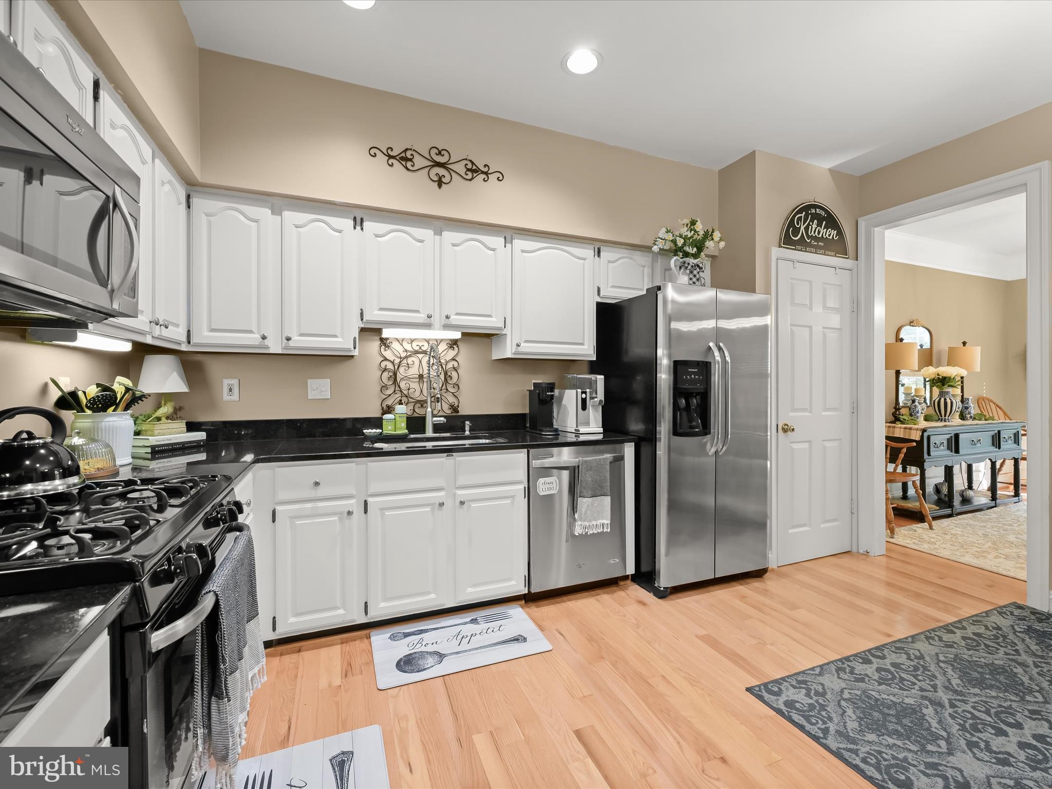 TOWNHOMES OF TIMBERLAND - Residential