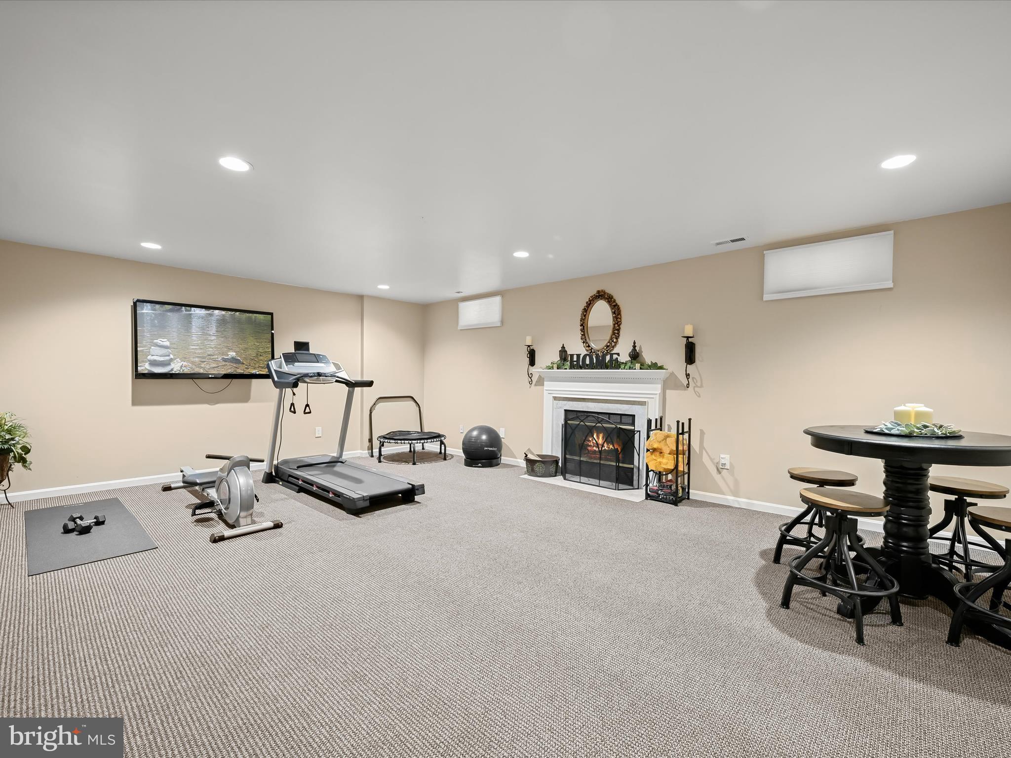 TOWNHOMES OF TIMBERLAND - Residential