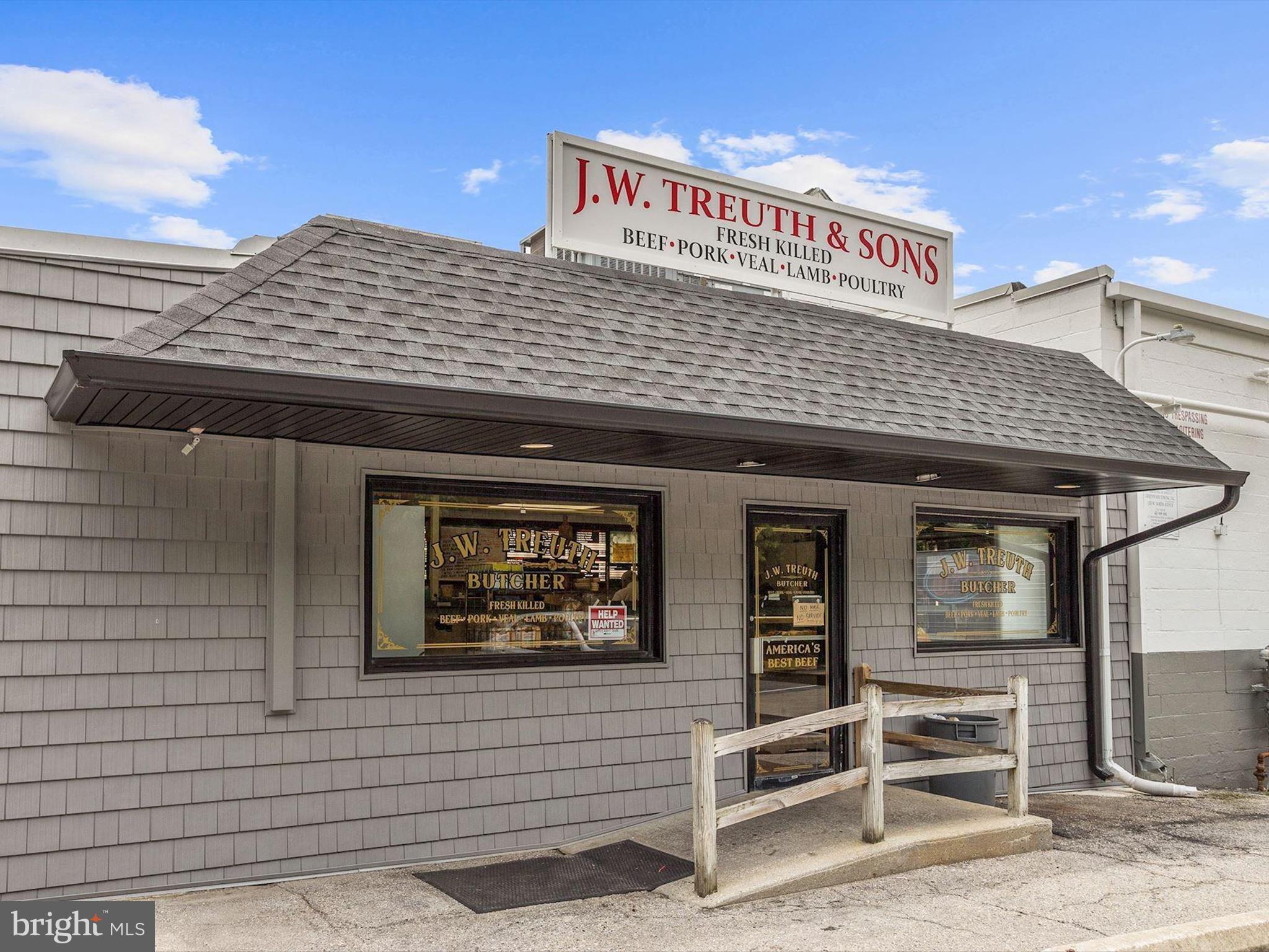 TOWNHOMES OF TIMBERLAND - Residential