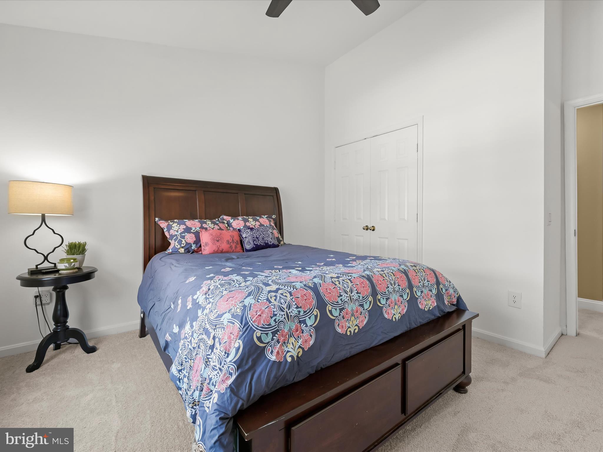 TOWNHOMES OF TIMBERLAND - Residential