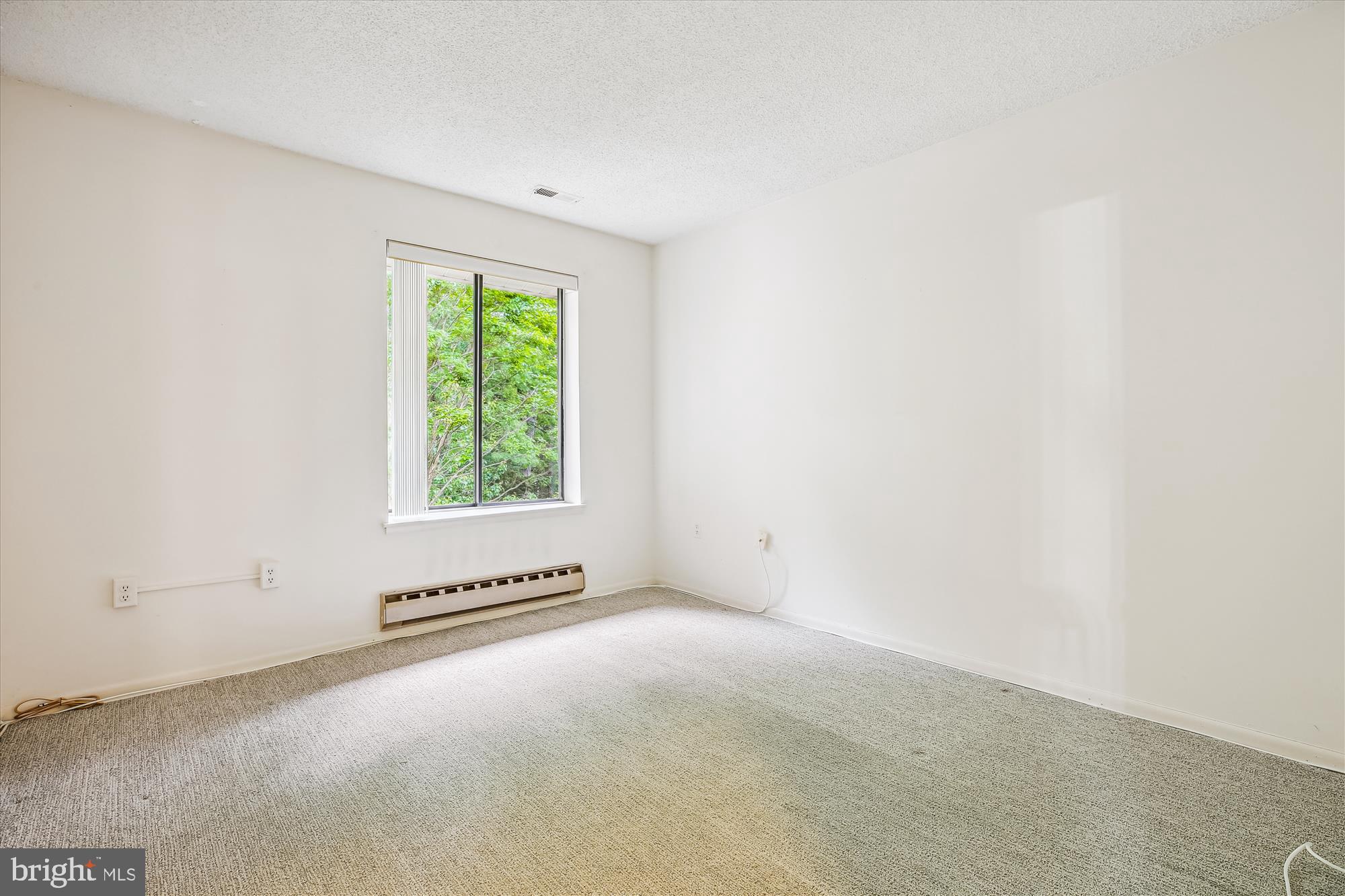 LEISURE WORLD - Residential Lease