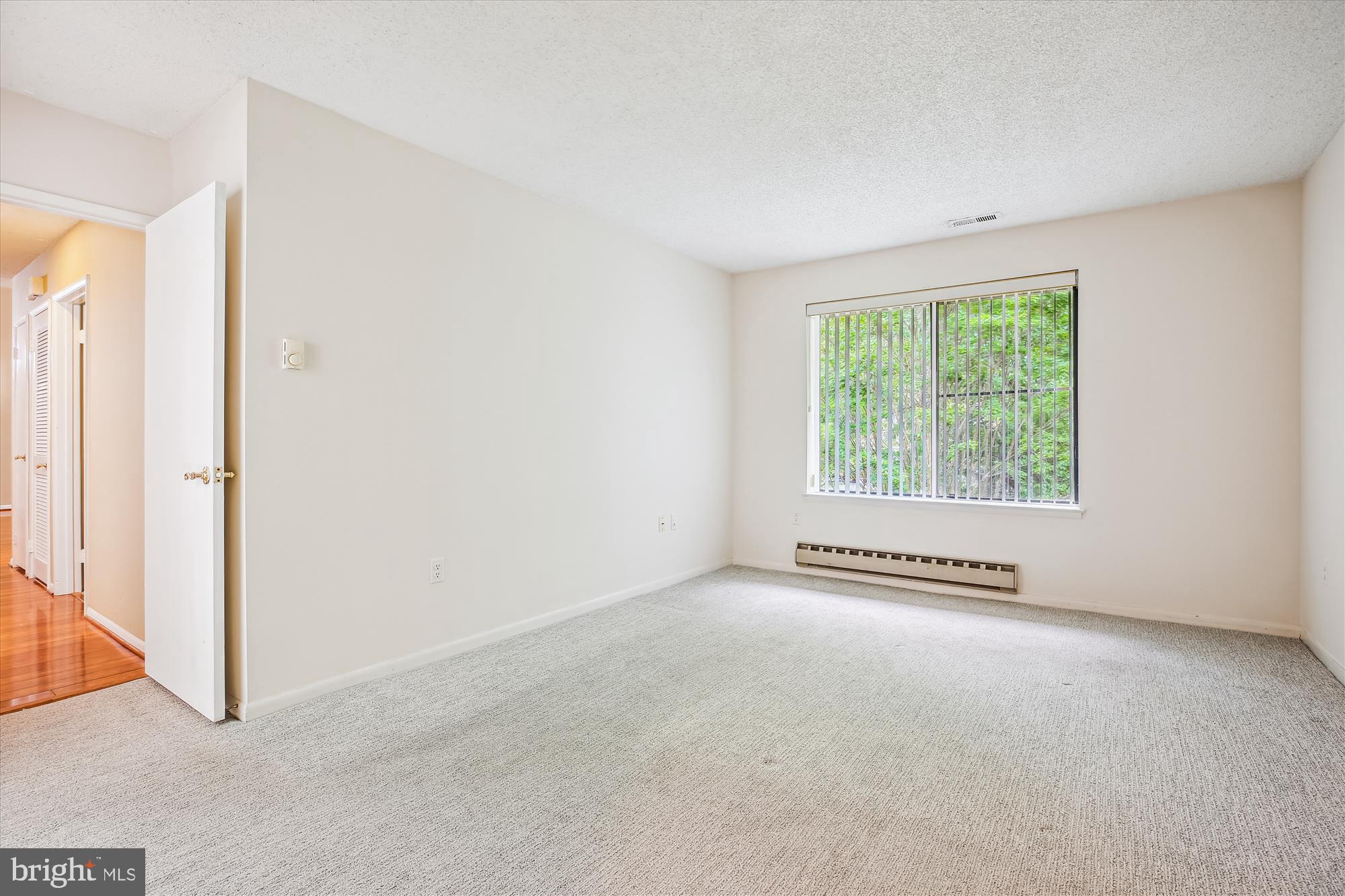 LEISURE WORLD - Residential Lease