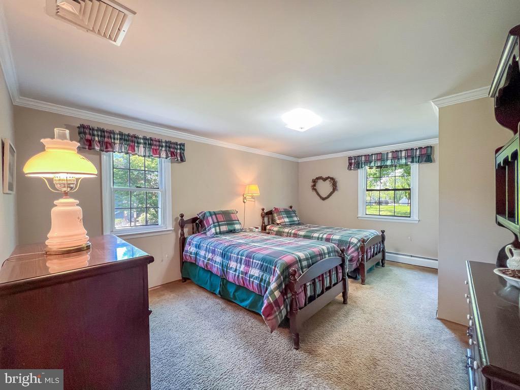 HOLLAND PARK - Residential