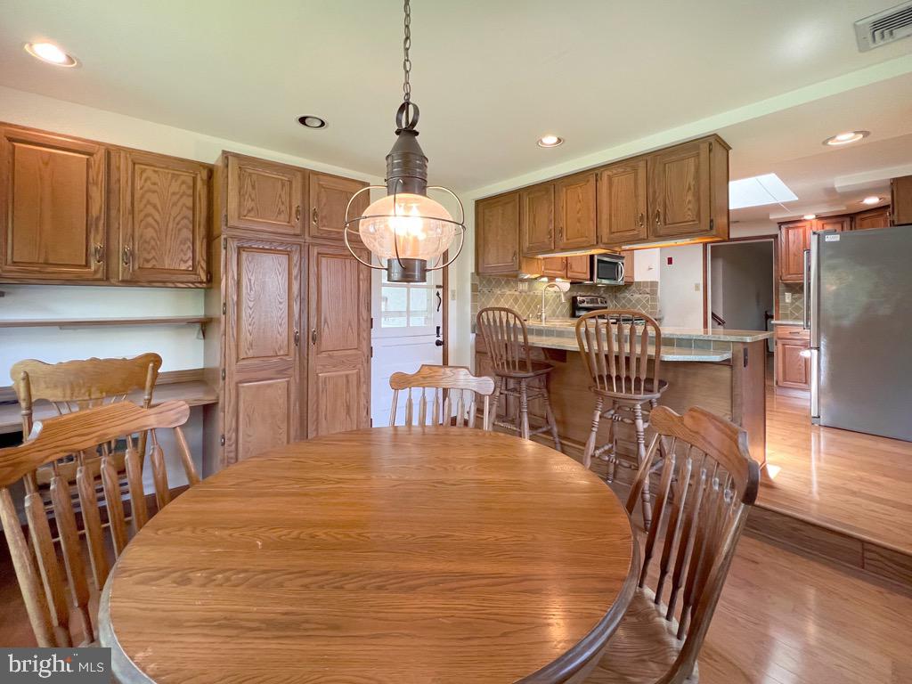 HOLLAND PARK - Residential