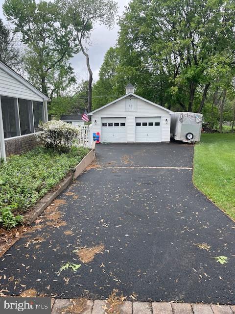 51 W PATRICIA ROAD