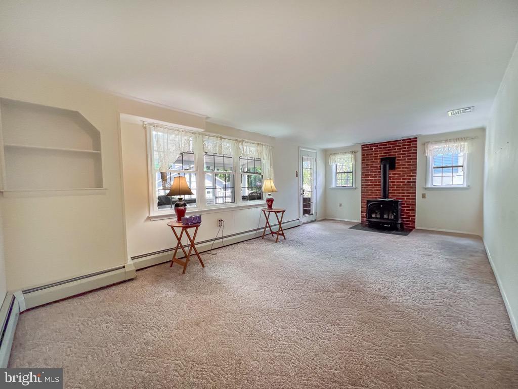 HOLLAND PARK - Residential