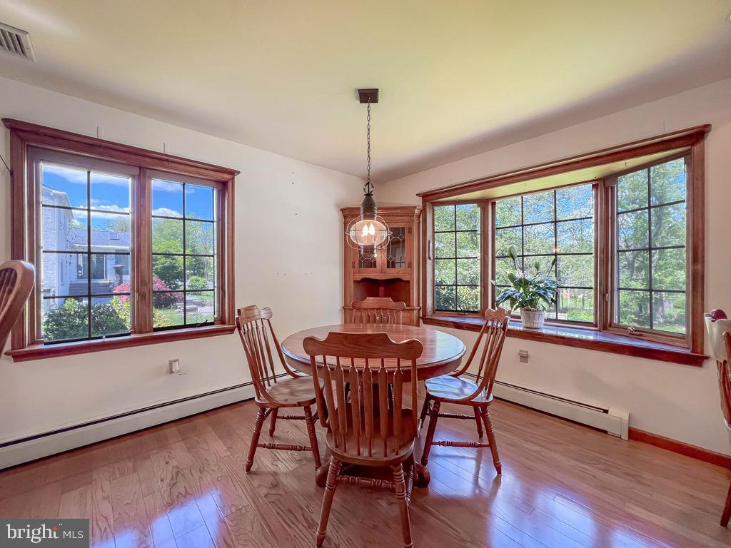 HOLLAND PARK - Residential