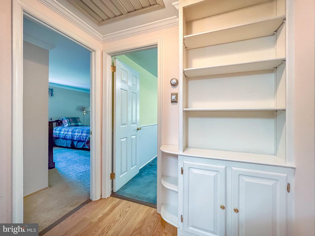 HOLLAND PARK - Residential