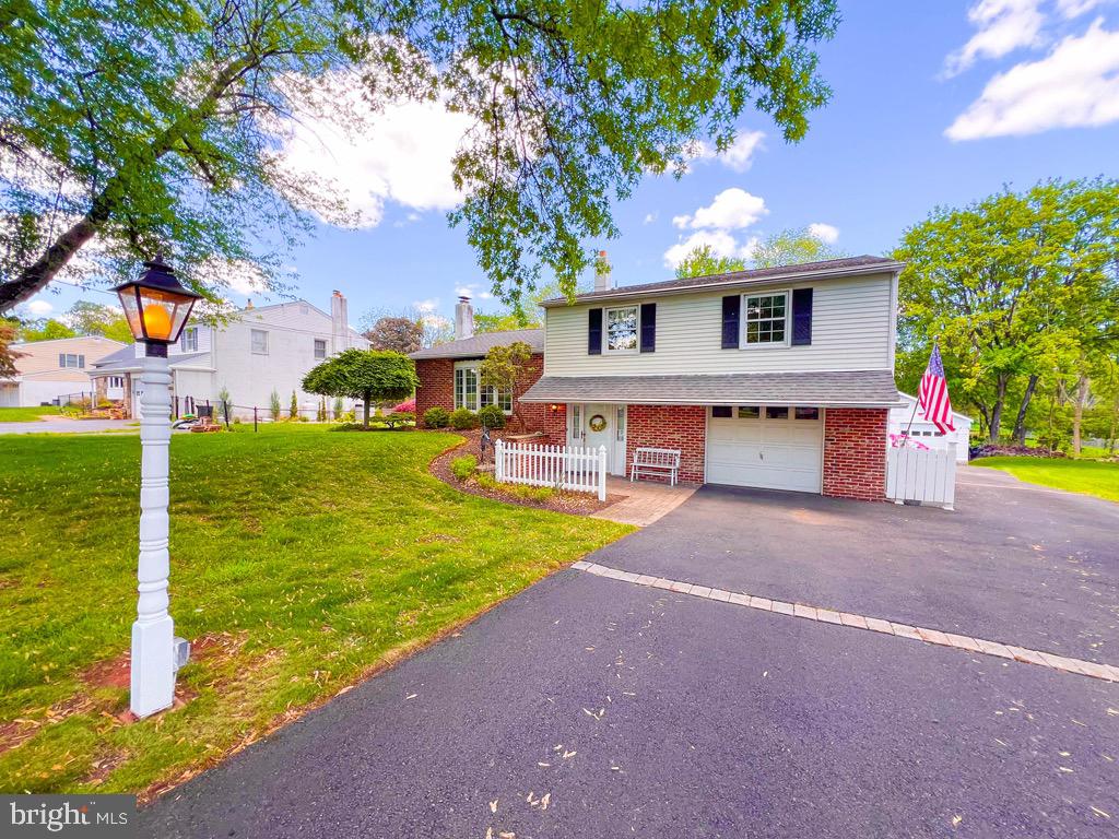 HOLLAND PARK - Residential