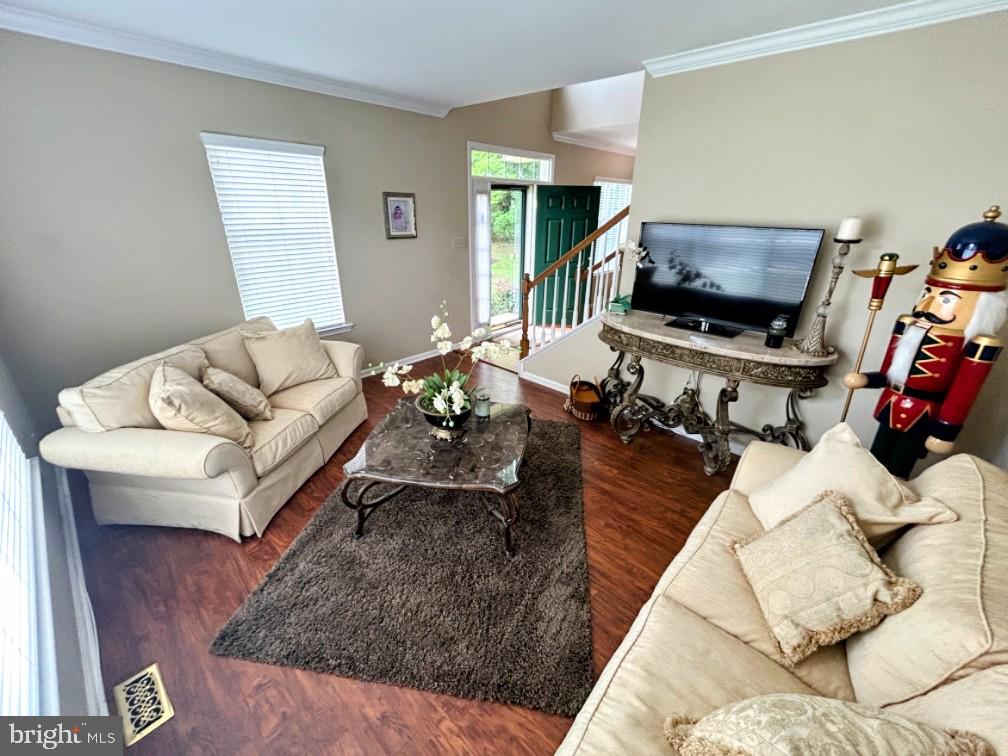 HAMPTON GREEN - Residential