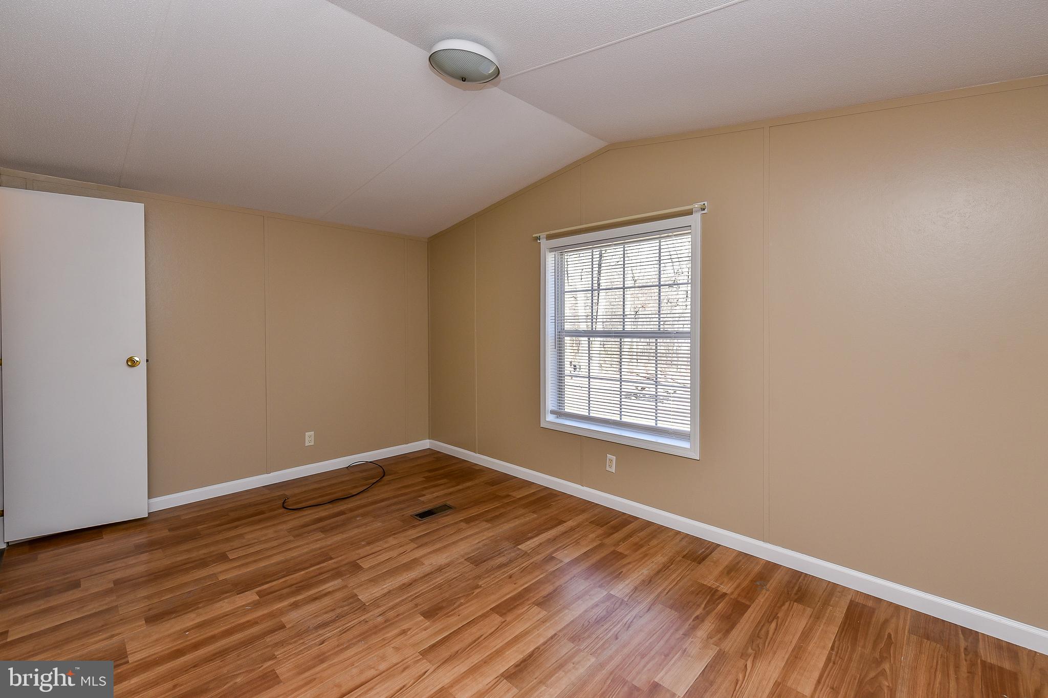 GOLLER HILLS - Residential