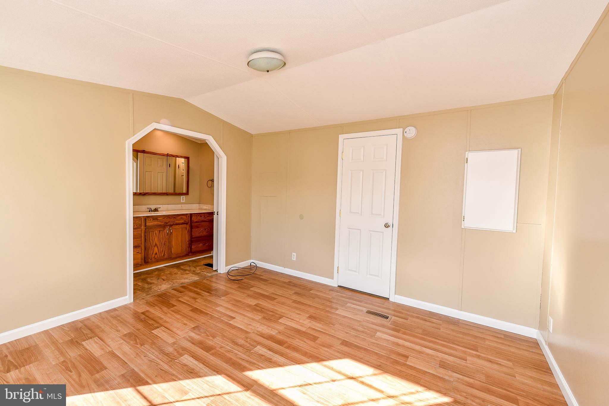 GOLLER HILLS - Residential