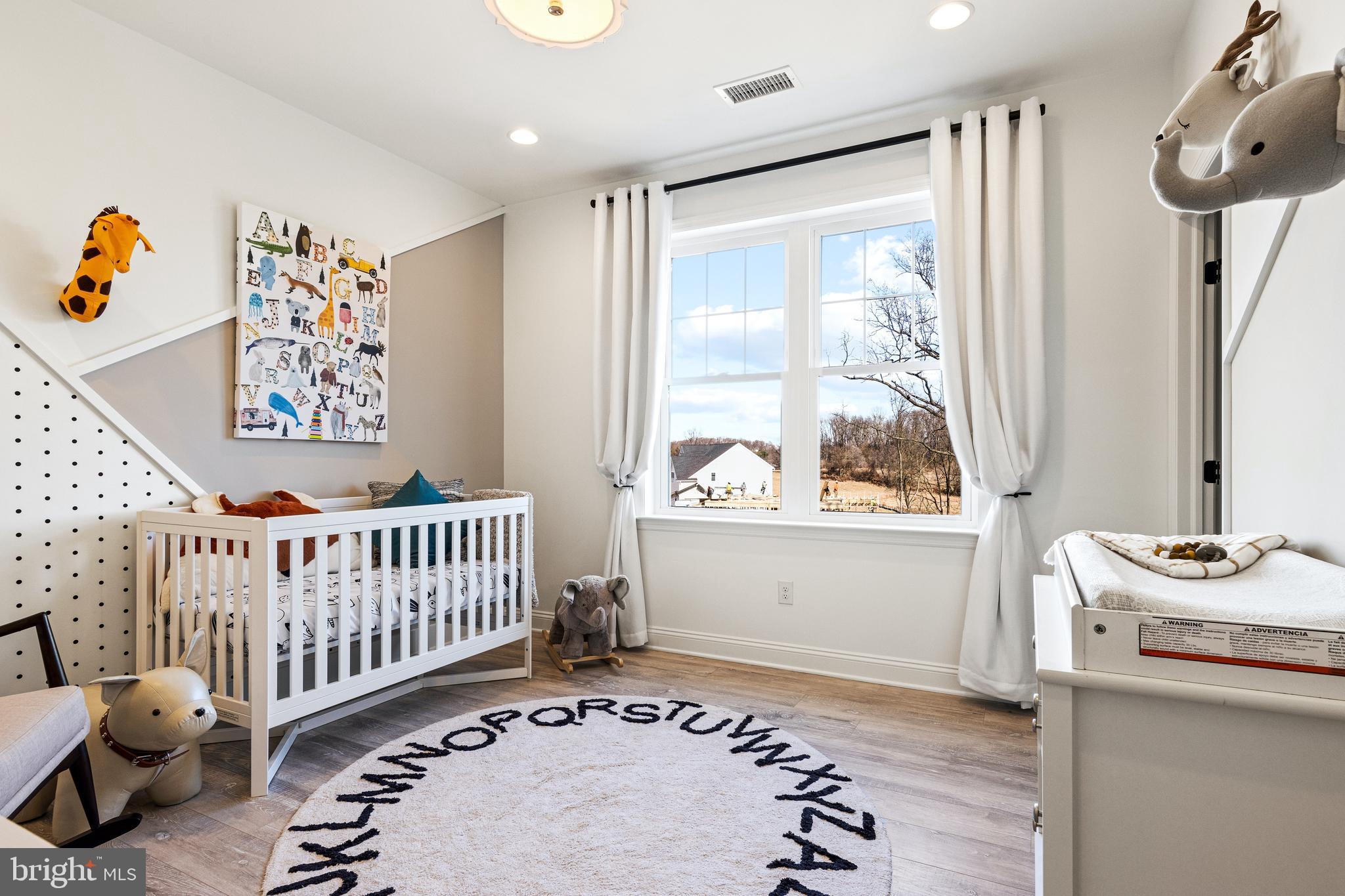 ESTATES AT STONECLIFF - Residential