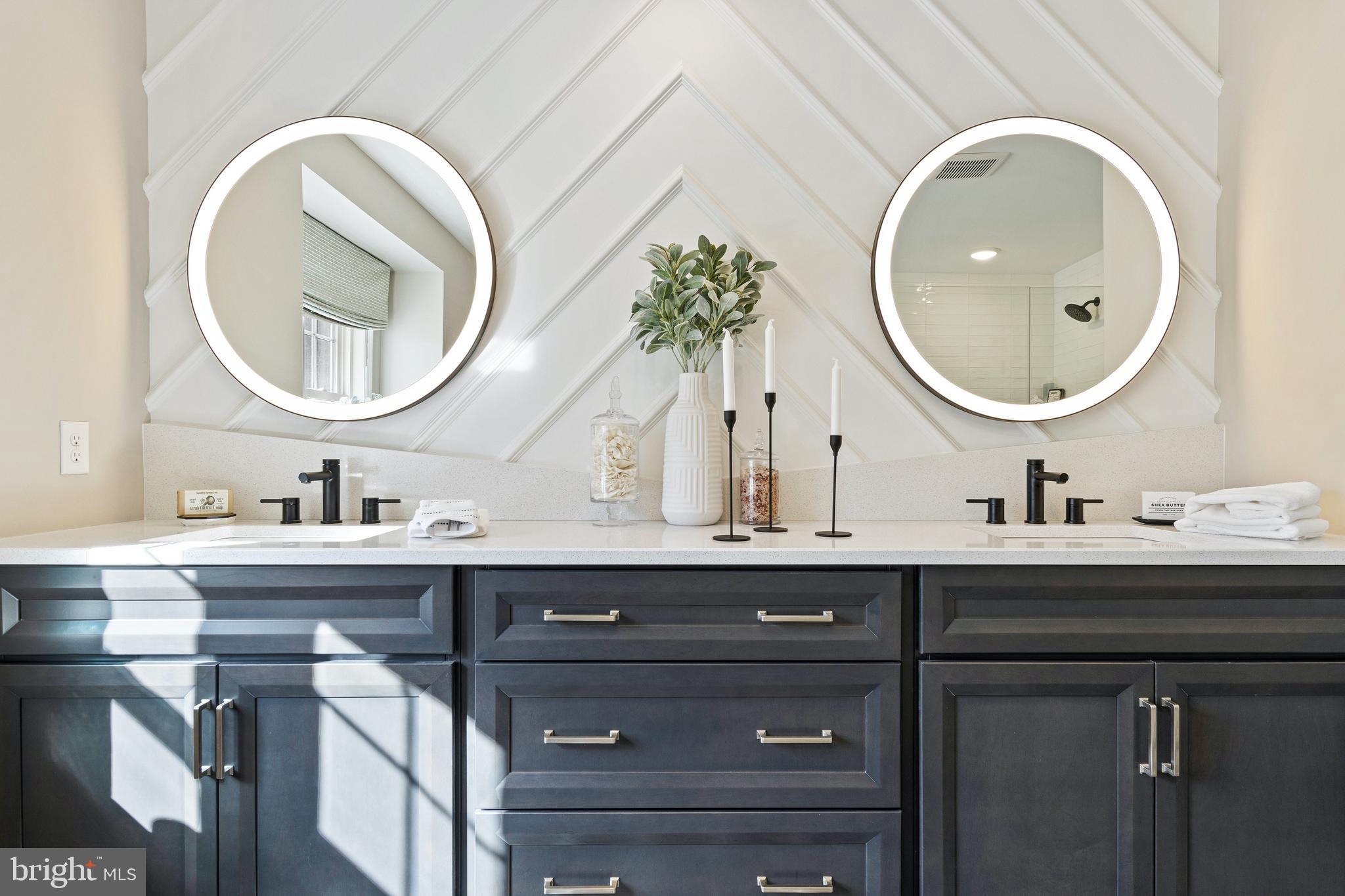 ESTATES AT STONECLIFF - Residential