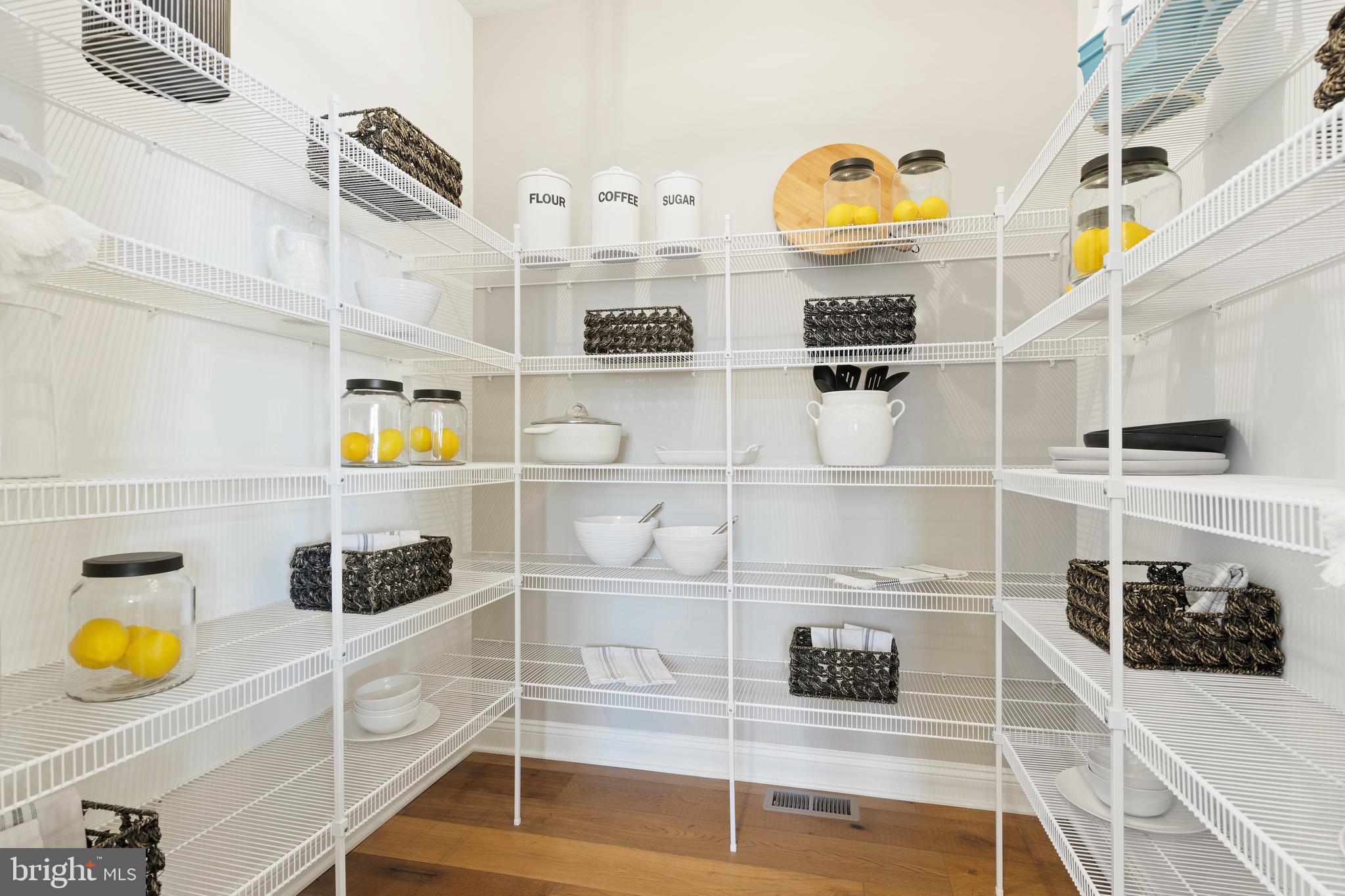 ESTATES AT STONECLIFF - Residential