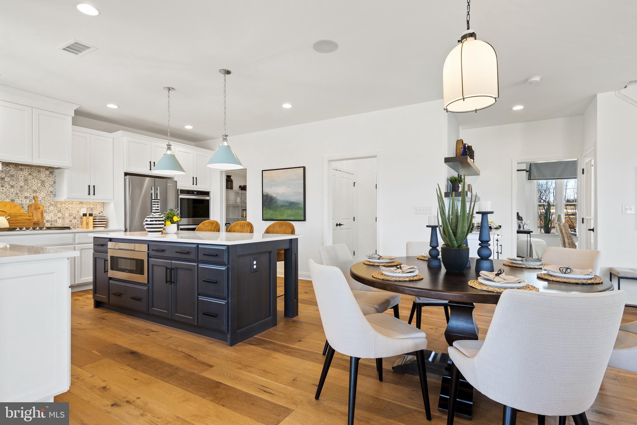 ESTATES AT STONECLIFF - Residential