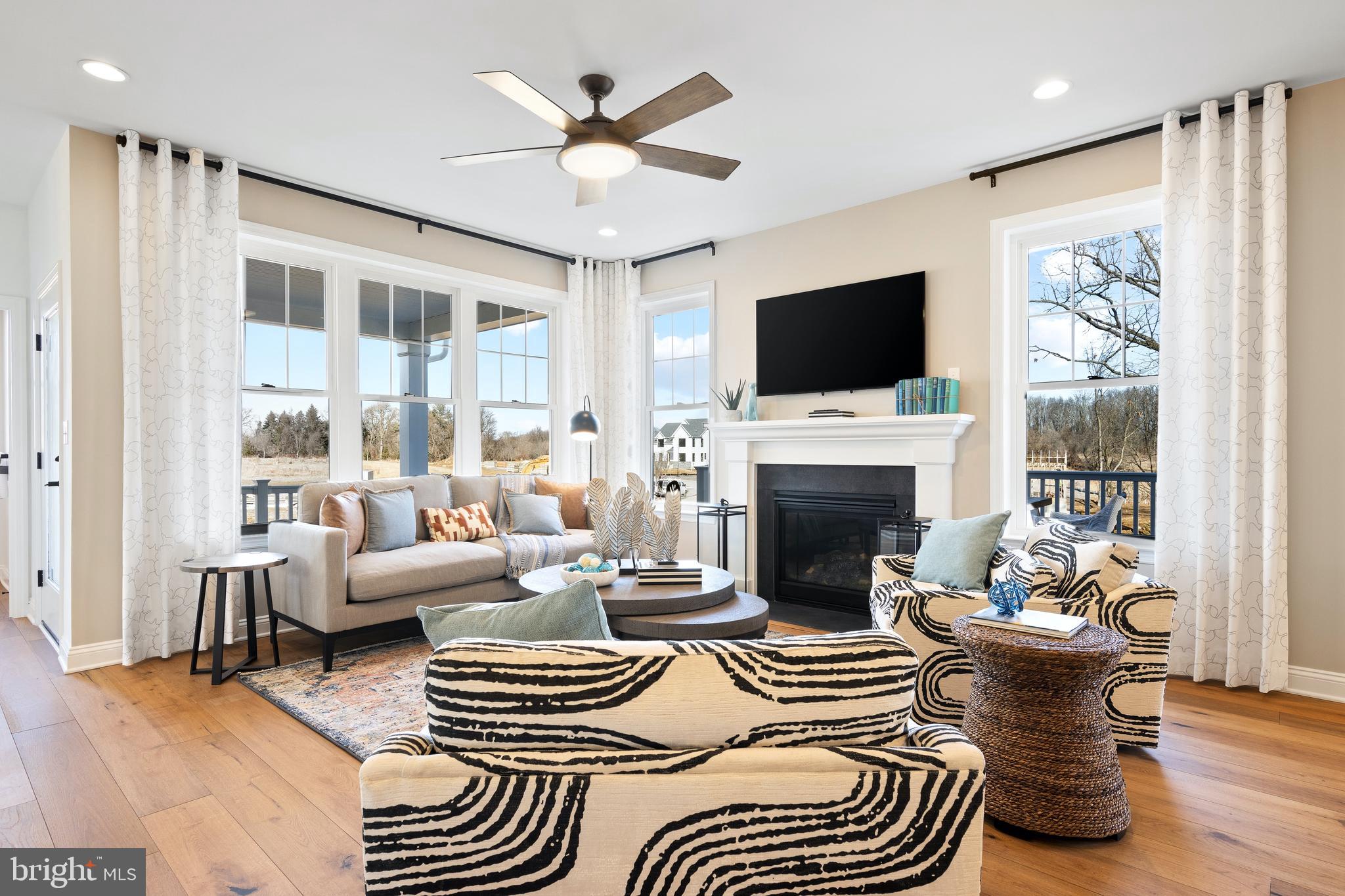 ESTATES AT STONECLIFF - Residential