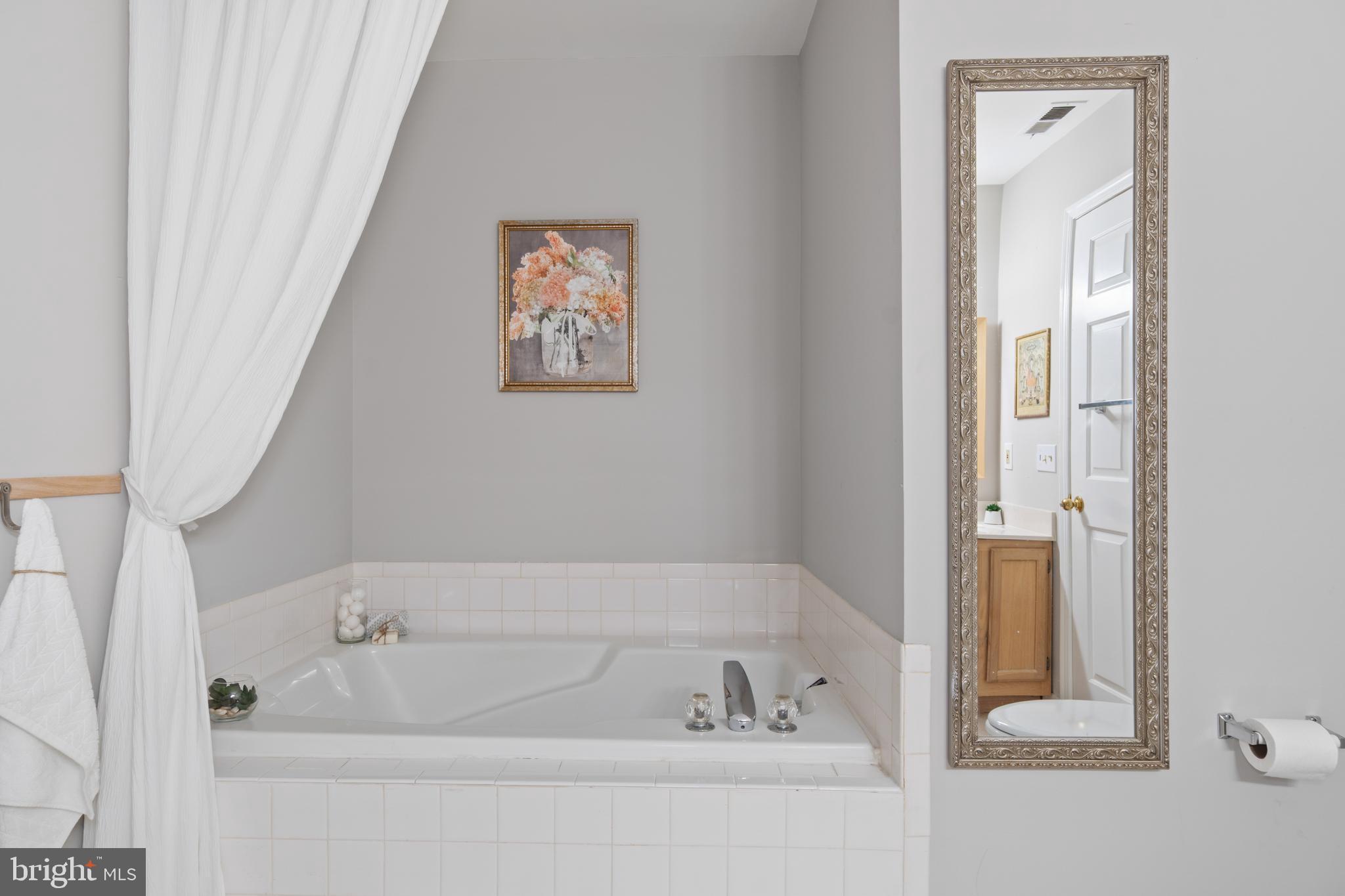 HARBOUR GATES - Residential