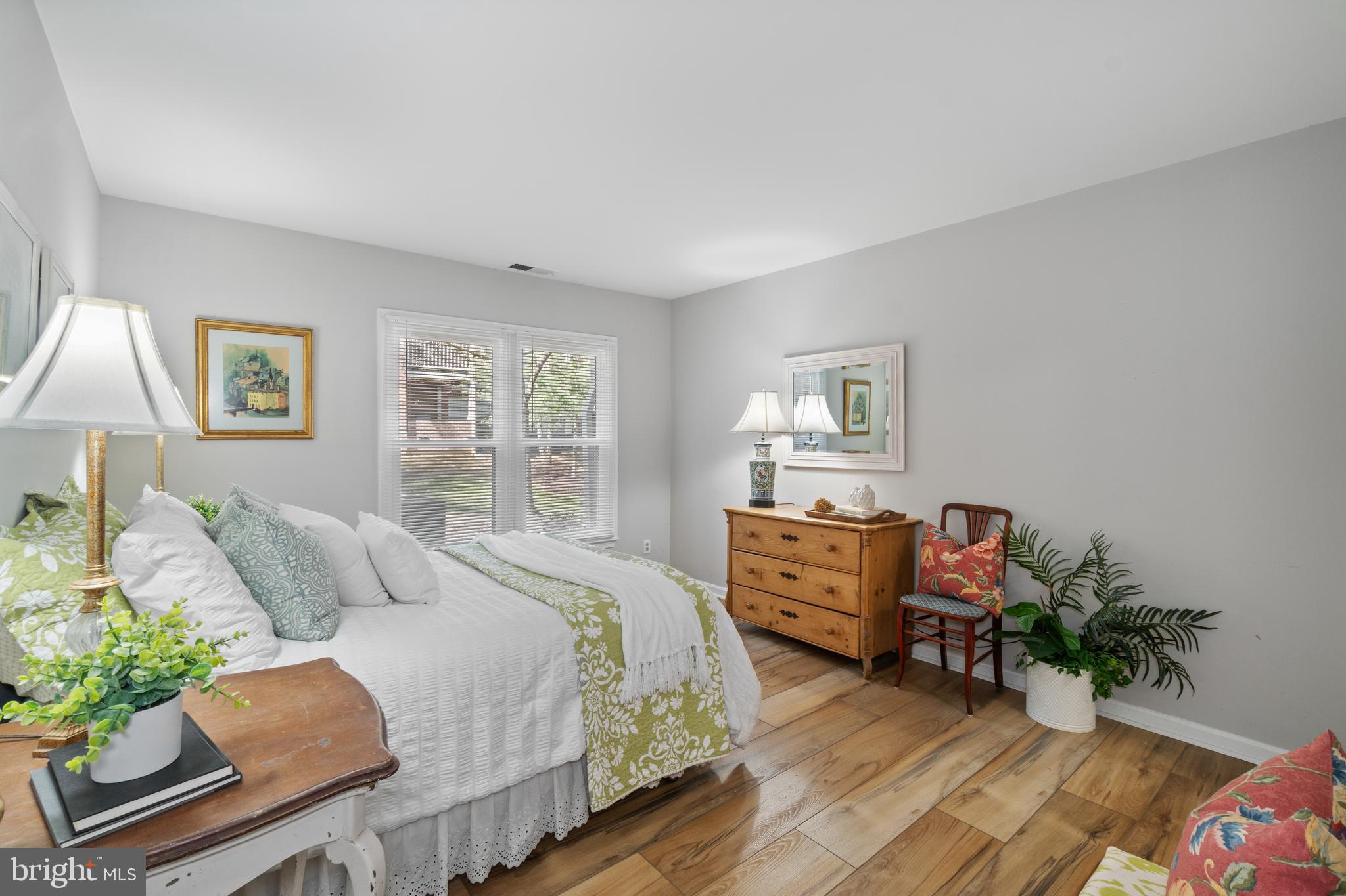 HARBOUR GATES - Residential