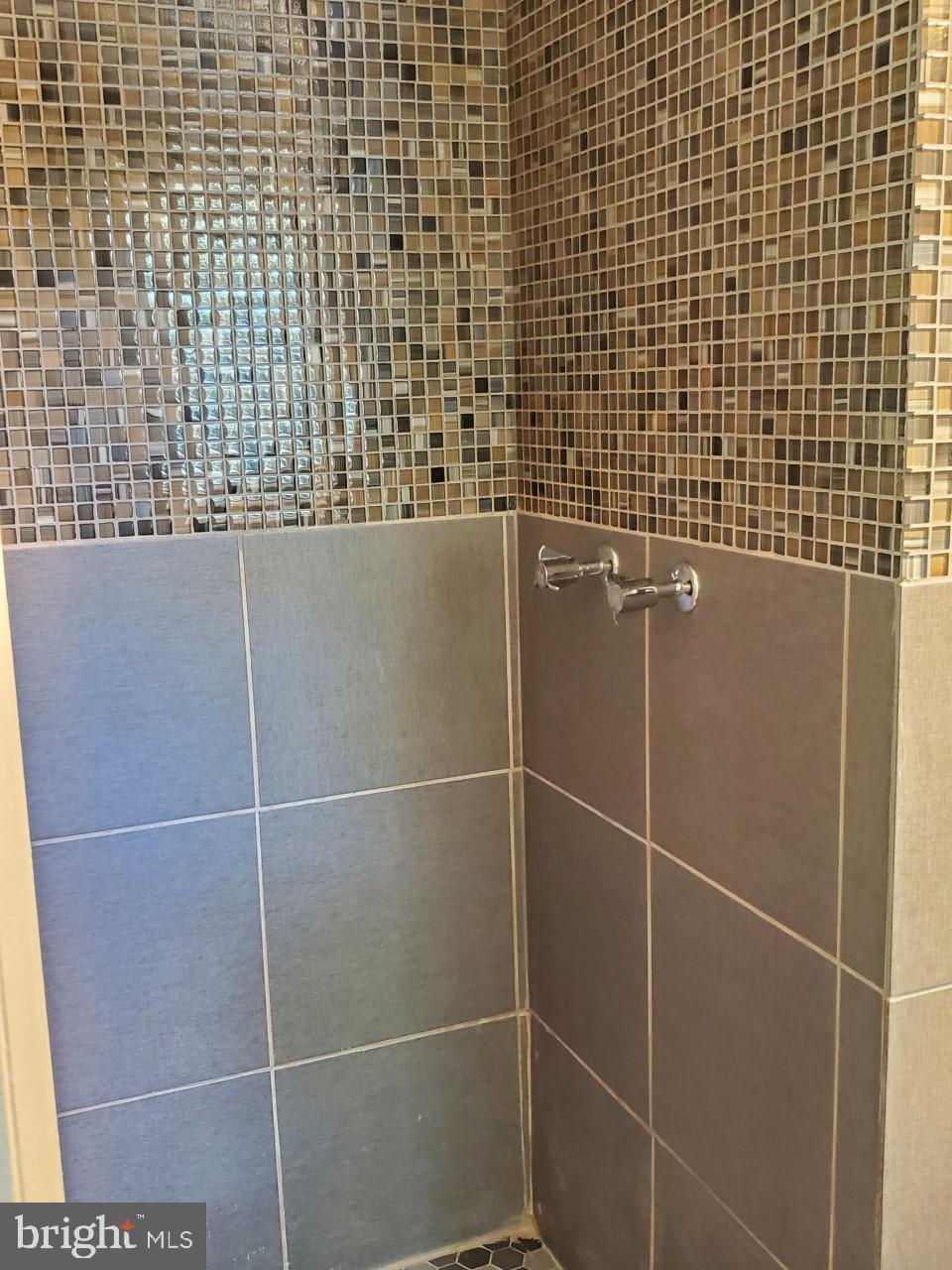 PINEFIELD - Residential Lease