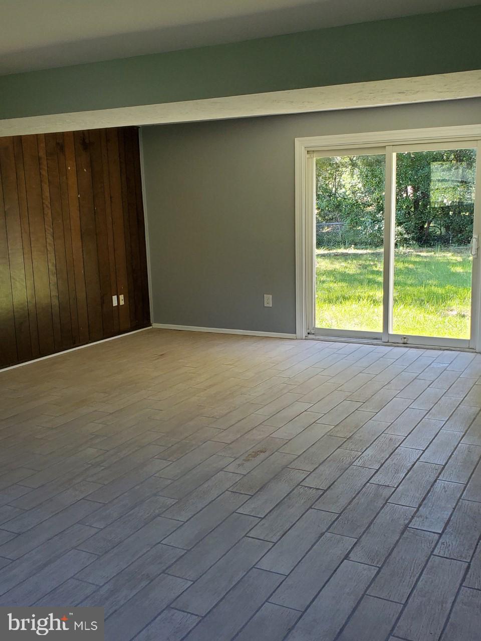 PINEFIELD - Residential Lease