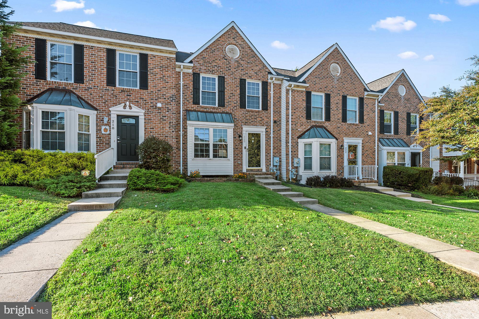 220 HUNTERS RUN TERRACE
