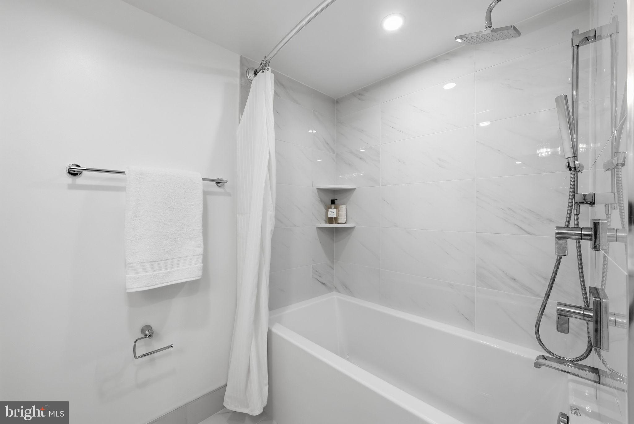 CHEVY CHASE - Residential