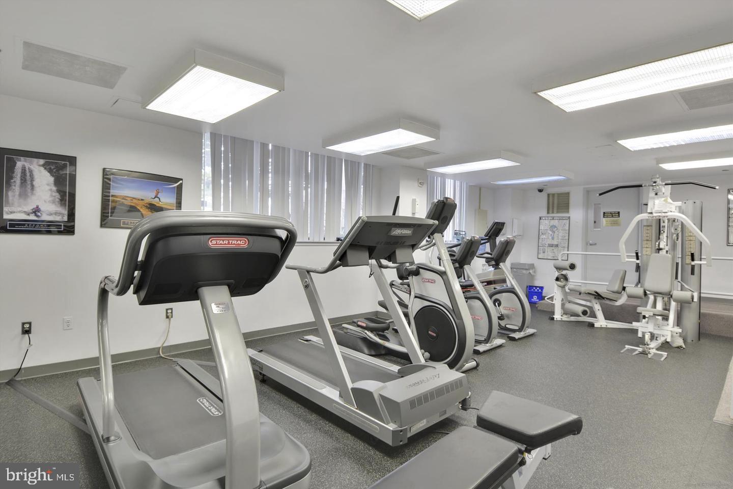 CHEVY CHASE - Residential