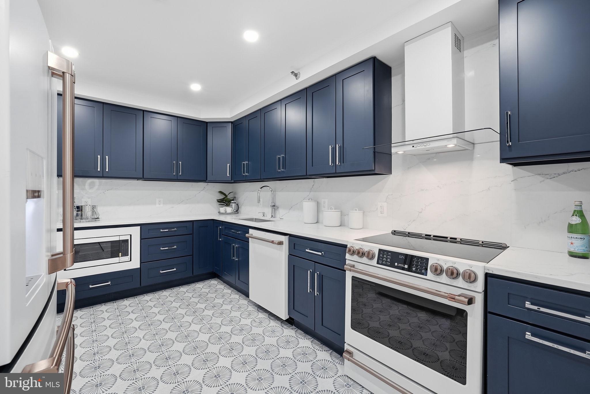 CHEVY CHASE - Residential