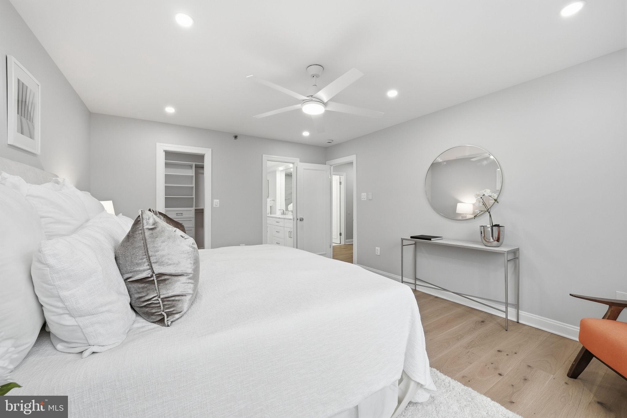 CHEVY CHASE - Residential