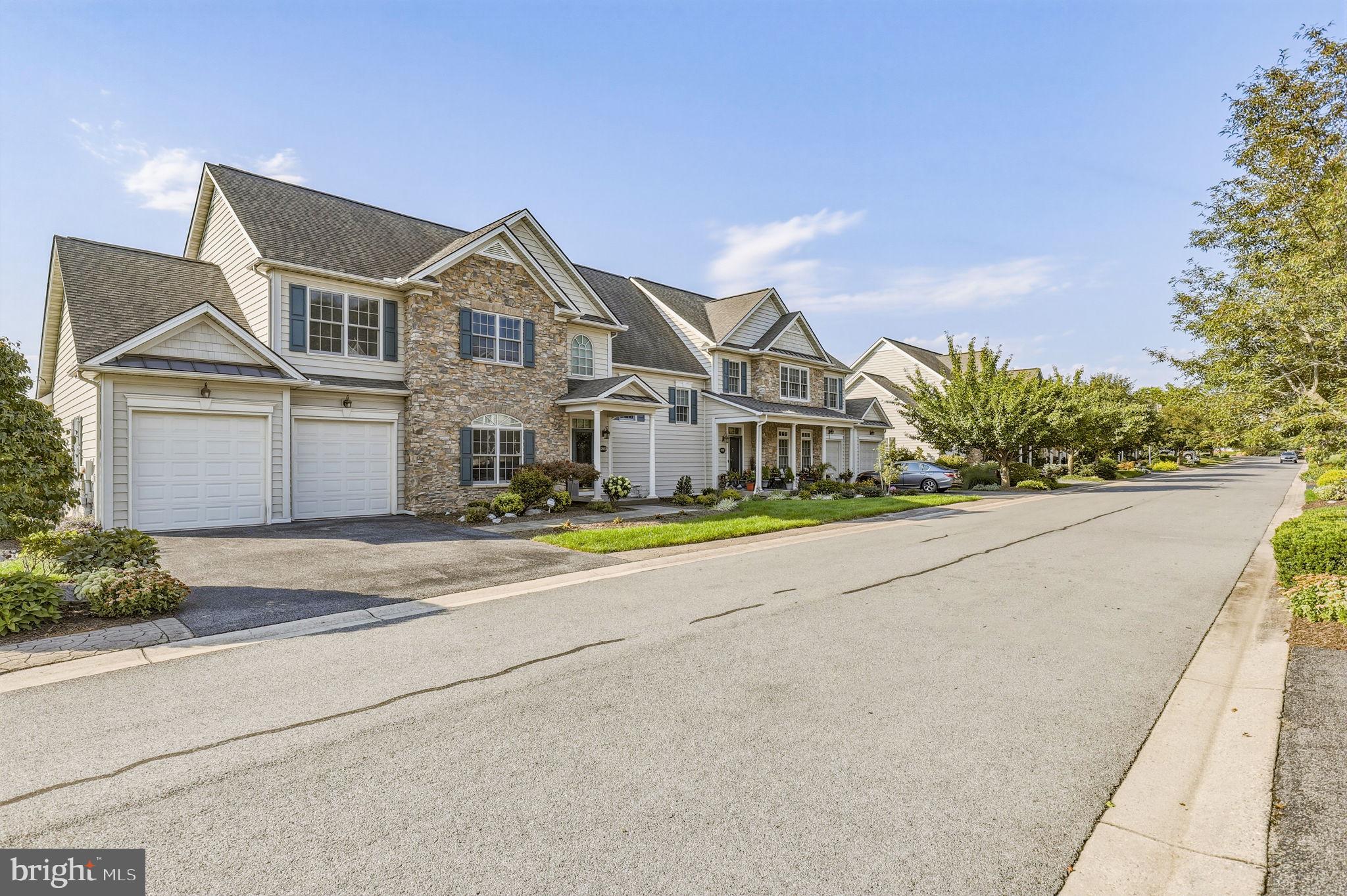 13039 HAWKINS CIRCLE