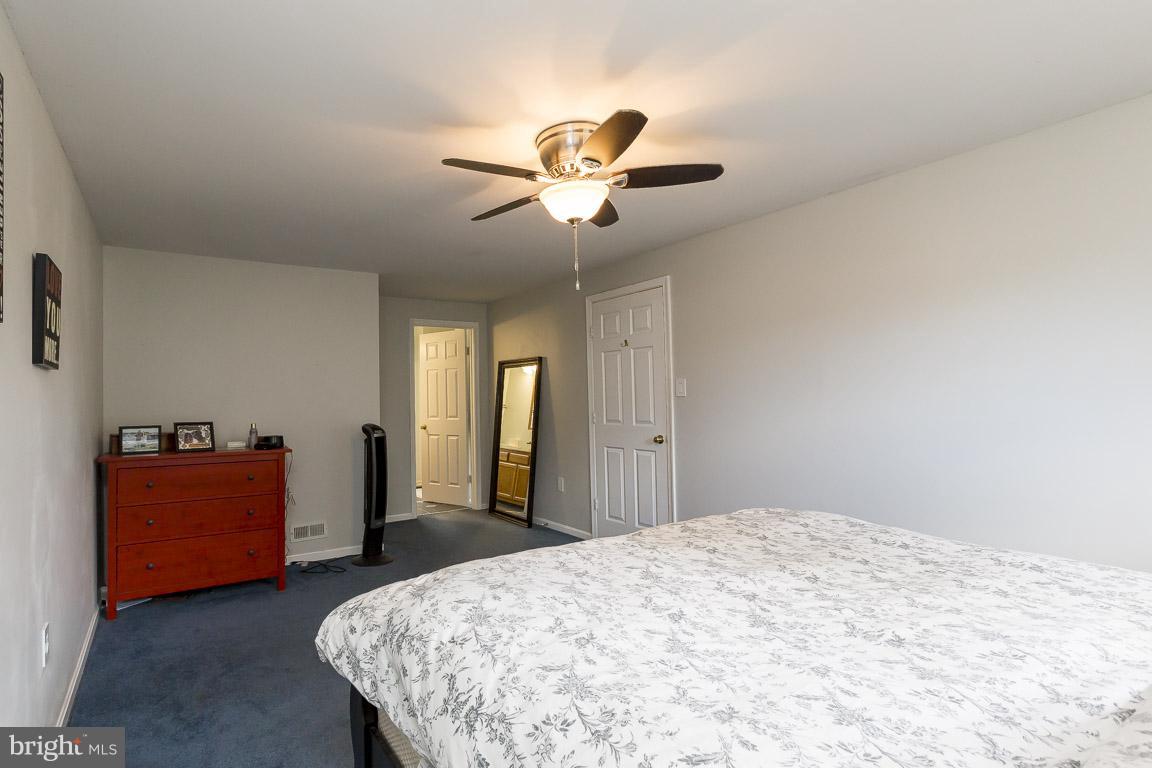 ST CHARLES SUB - HAMPSHIRE - Residential