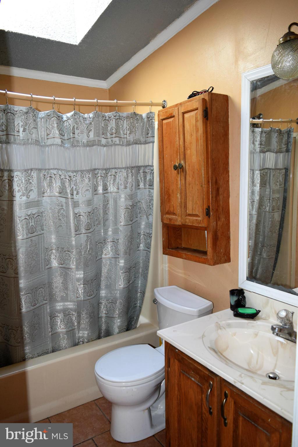 SIGNAL HILL - Residential Lease