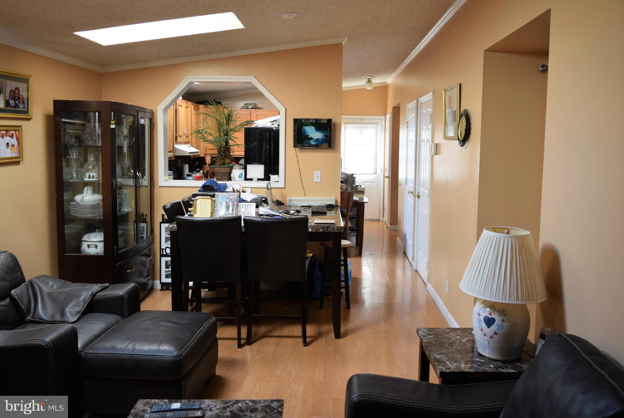 SIGNAL HILL - Residential Lease